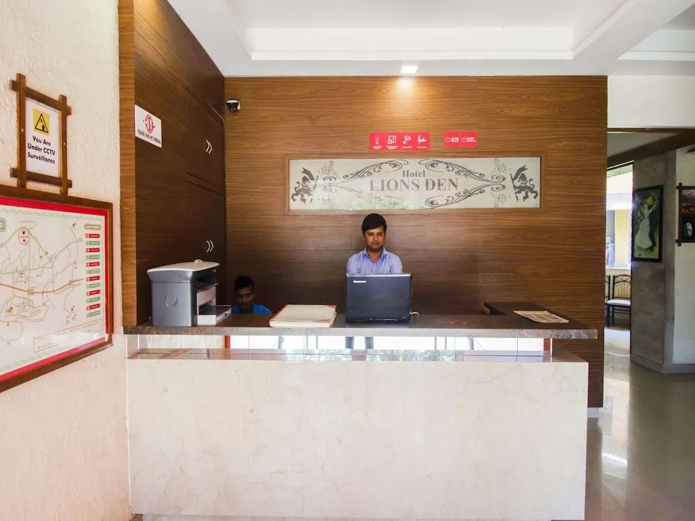 OYO Flagship 36881 Hotel Lion's Den