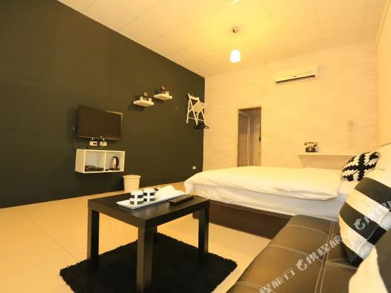 Xia Ban Hostel