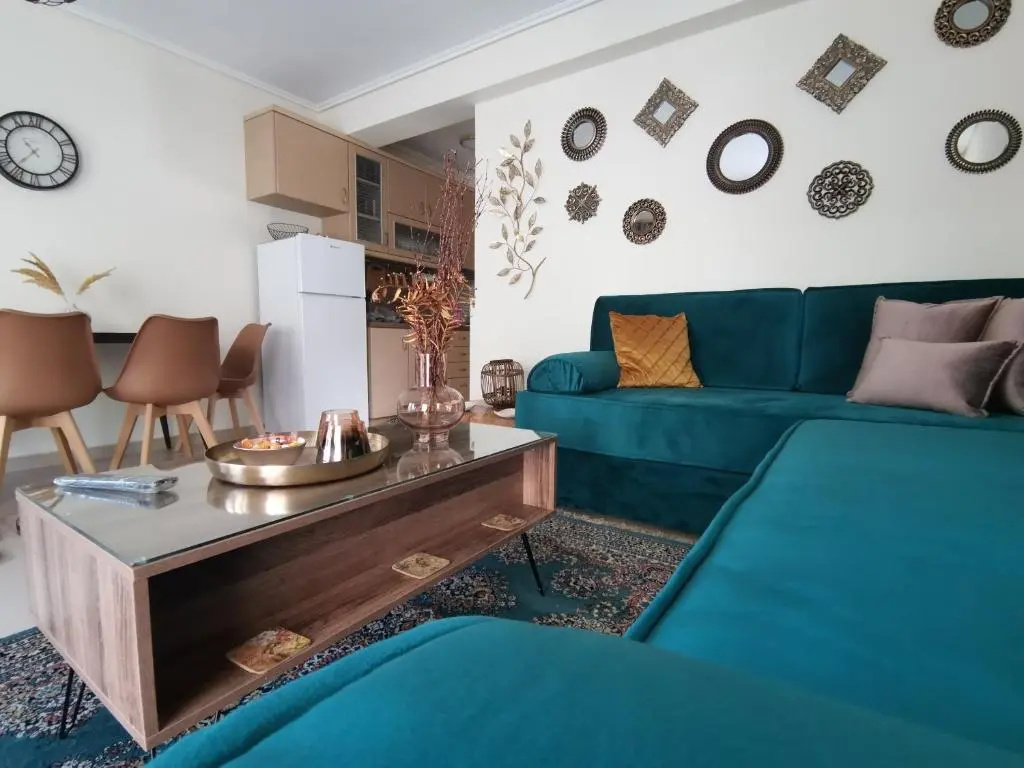 Iris Deluxe Suites 1