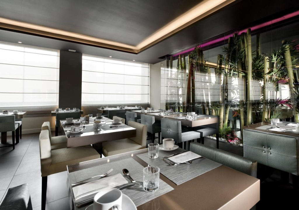 Отель C-hotels Ambasciatori