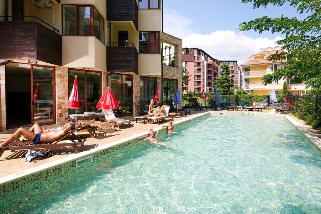 Hotel Lira