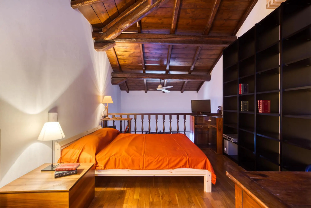 Piazza Maggiore Duplex Apartment by Wonderful Italy