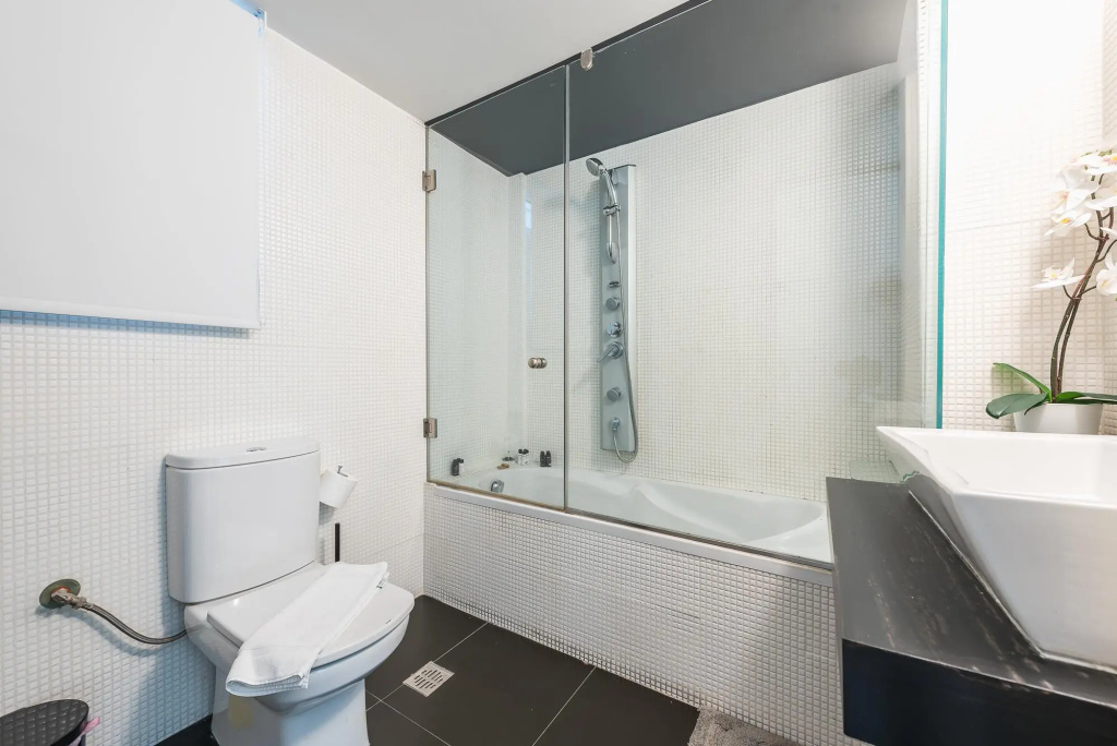 Traveler s Dream 4 Brdm Renovated Penthouse