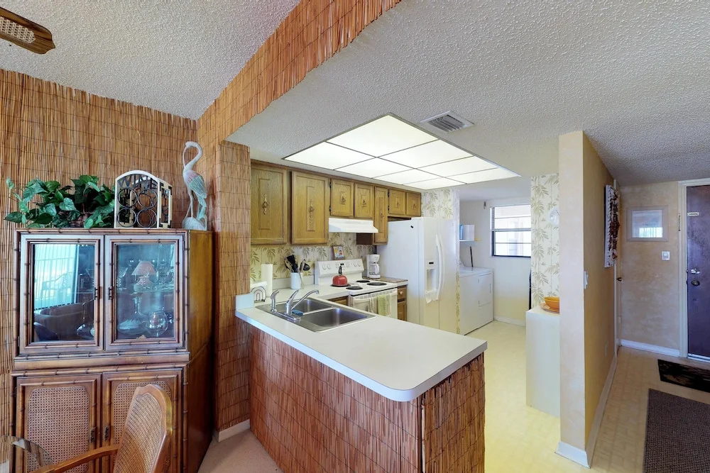 Sea Oats Condos