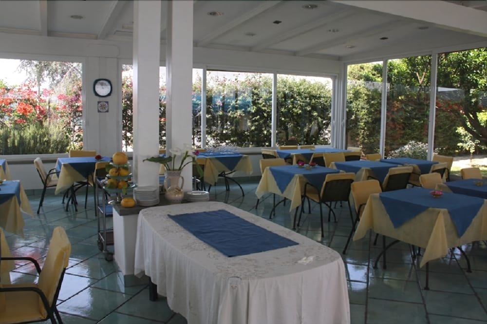 Hotel Villa Tre Sorelle