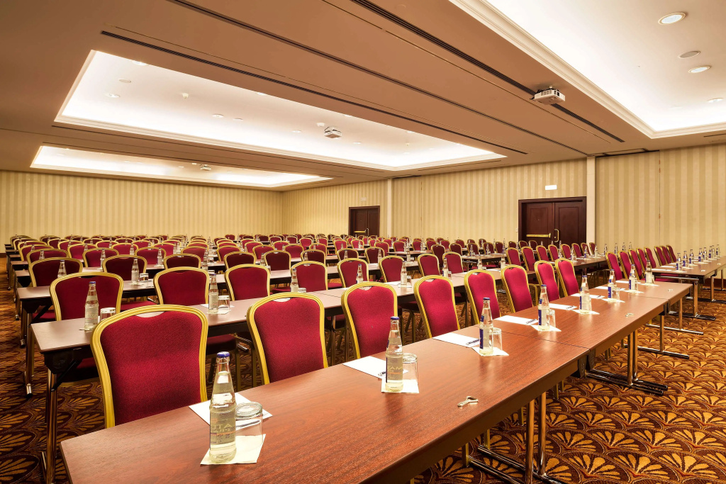 Radisson Blu Carlton Hotel, Bratislava