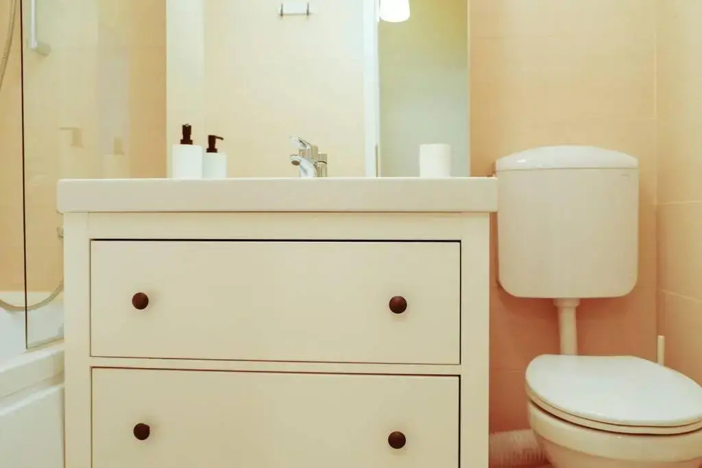 Elegant Vibes Apartment next to Obor market