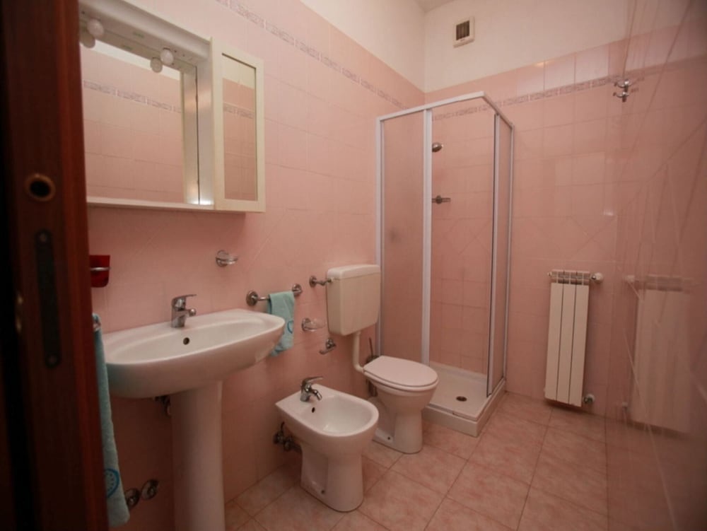 Great Apartment for 12 Guests 50mt From the sea