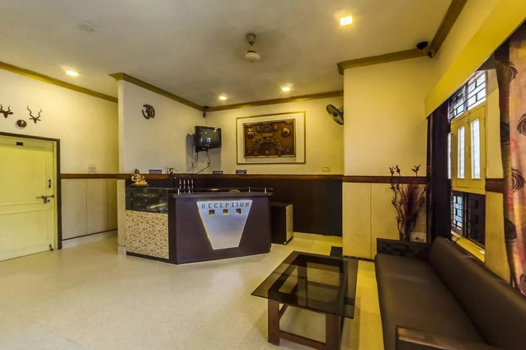 OYO 5515 Just Stay Gulmohar