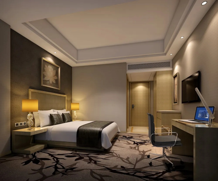 Classical Plaza Hotel