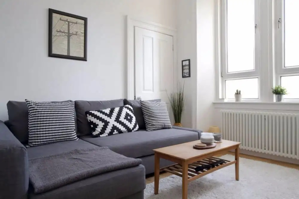 1 Bedroom Apartment In Royal Mile