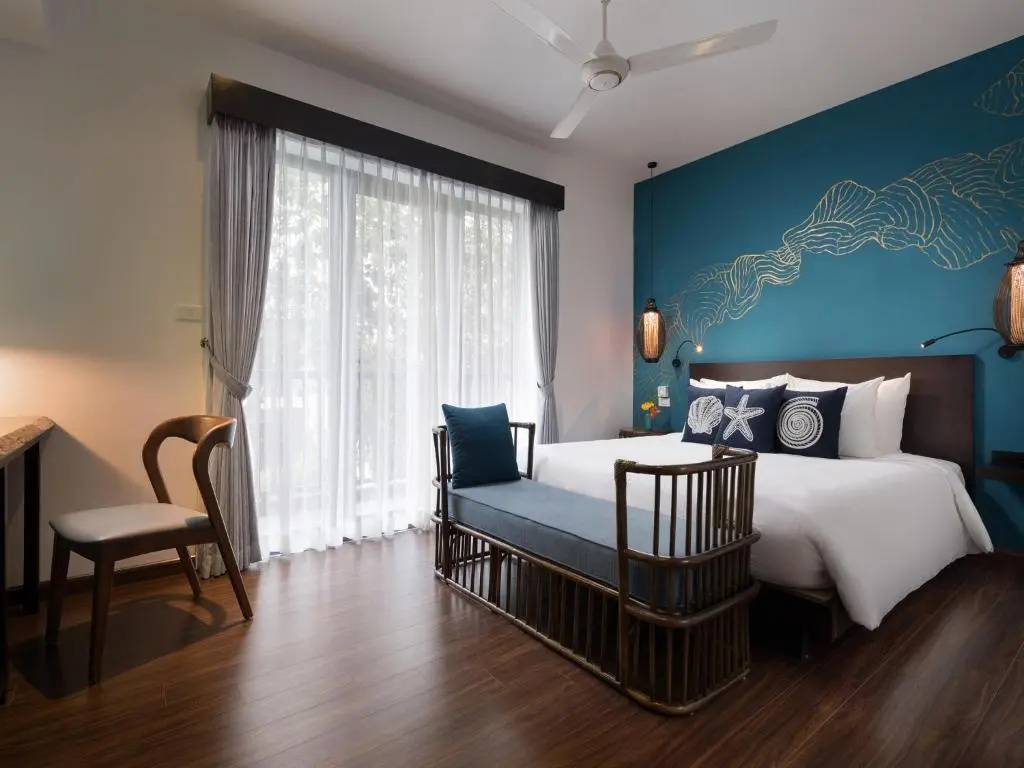 The Blue Alcove Hotel