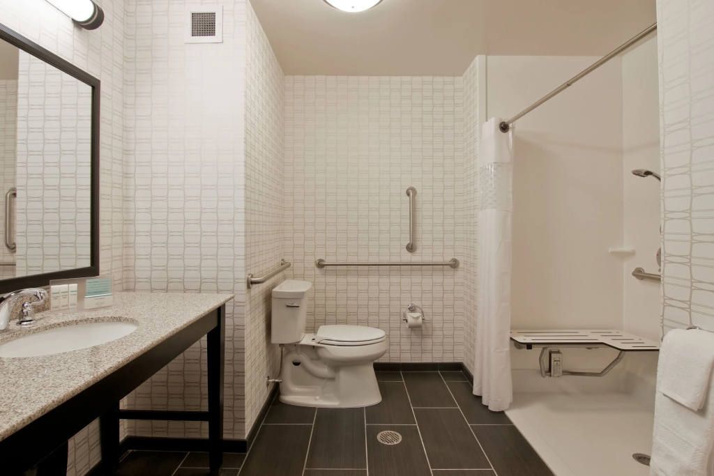 Hampton Inn & Suites Bellevue Downtown/Seattle