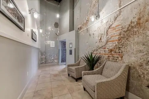 2 Bedroom Elegant condos in Downtown New Orleans