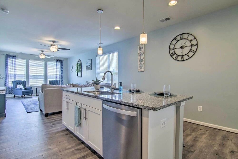 5 Mi to Bethany Beach Boardwalk: Home w/ Patio!