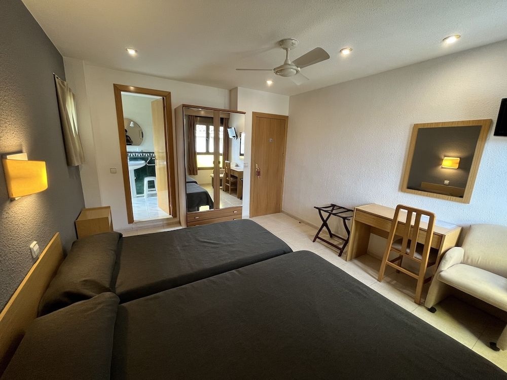 Hostal Tarrés