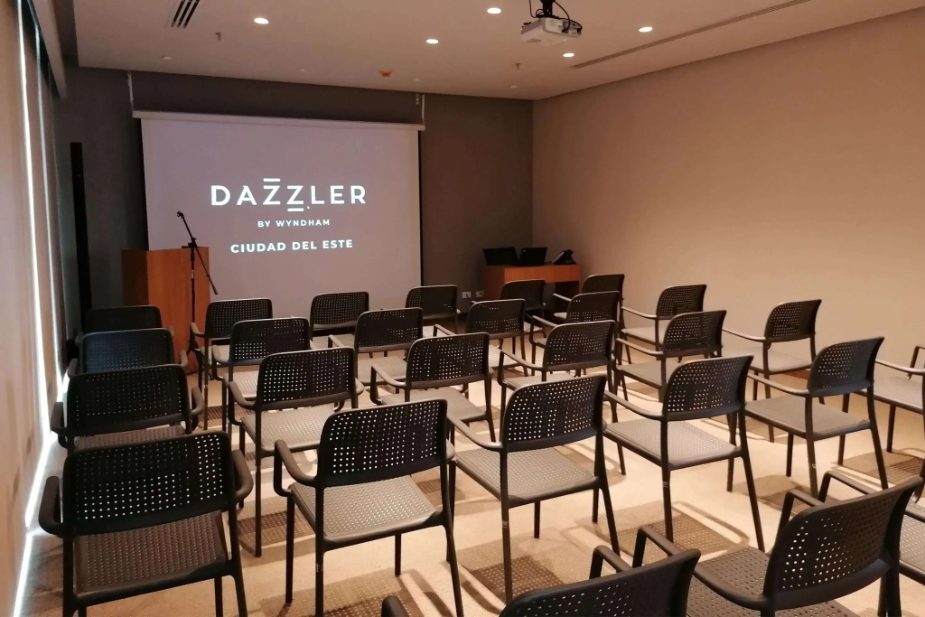 Dazzler by Wyndham Ciudad del Este