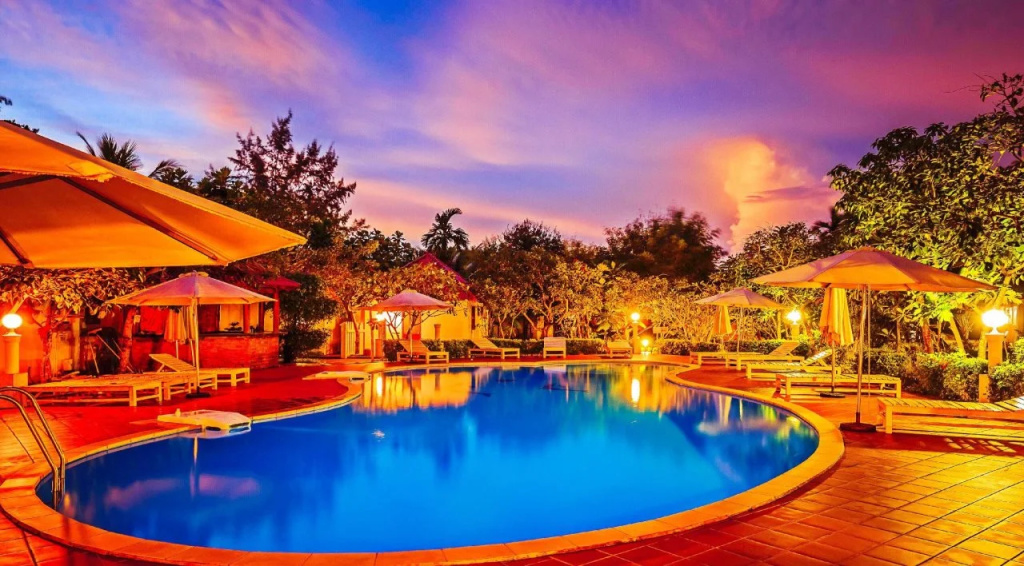 Paris Beach Resort