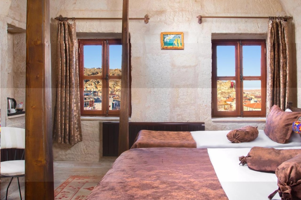 Romantic Cave Hotel
