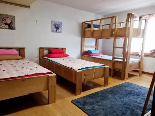 Tongyeong One Guesthouse