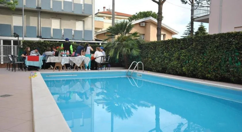 Hotel Pacific