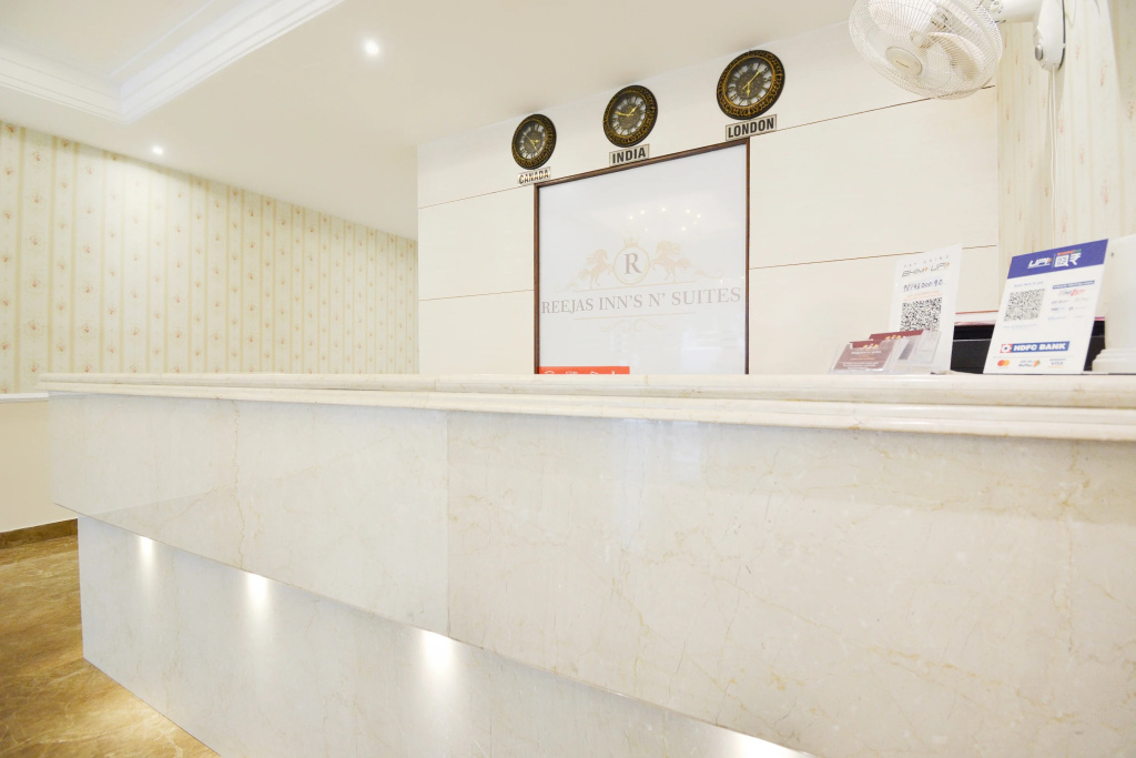 HOTEL O NEW AARKAY INN & SUITES