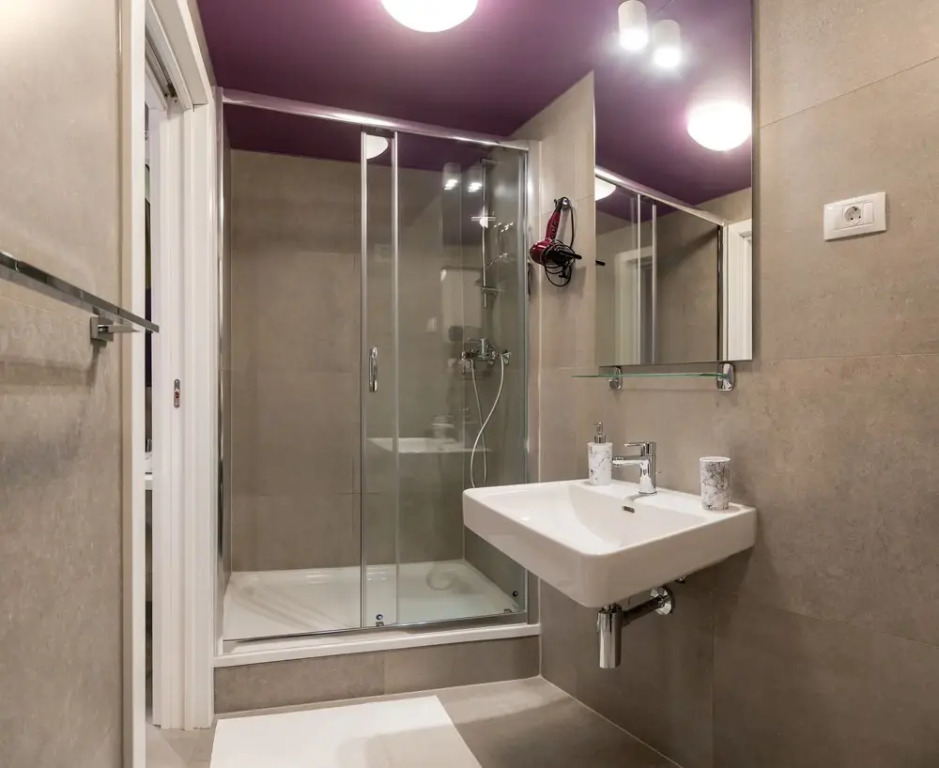 Annies stone Studio & Room