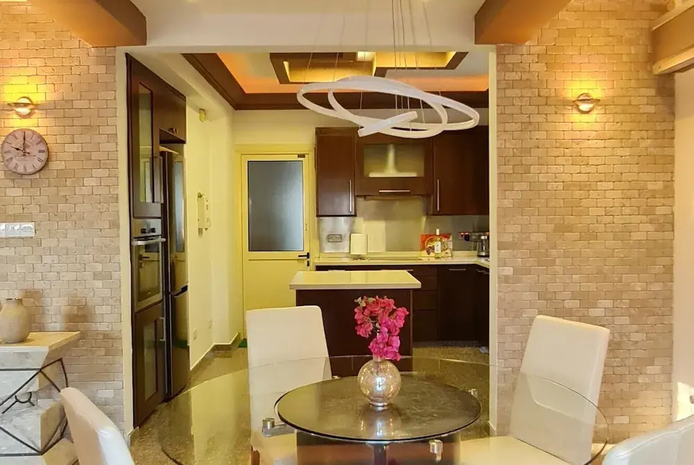 Stunning 5-bed Beach Front Villa, Private Beach