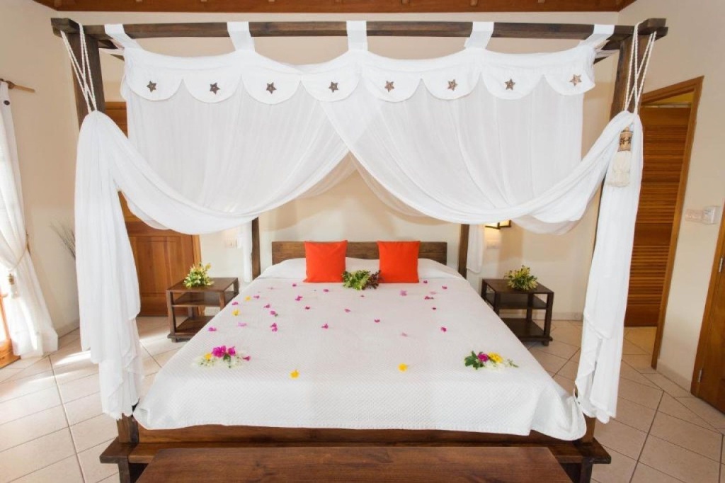 Antigua Superyacht Marina & Resort