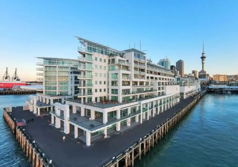 Prime Waterfront 1 Bedroom Corner Apartment