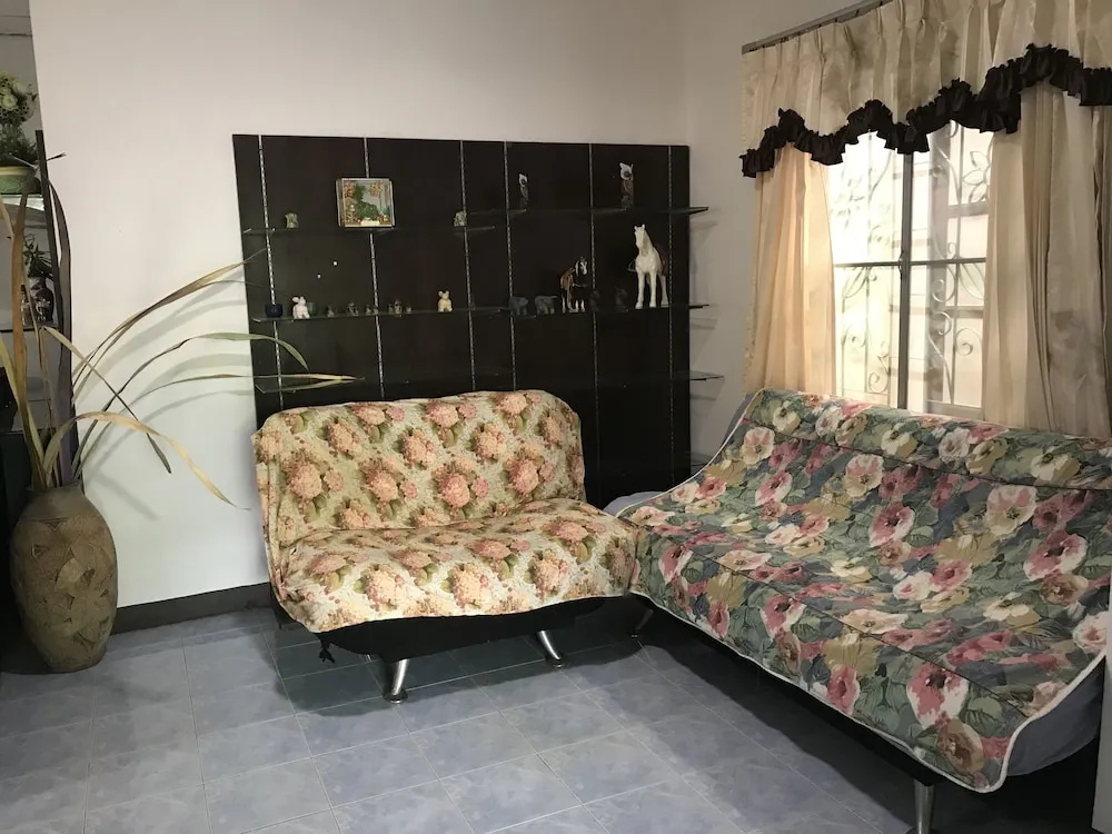Diamond Home