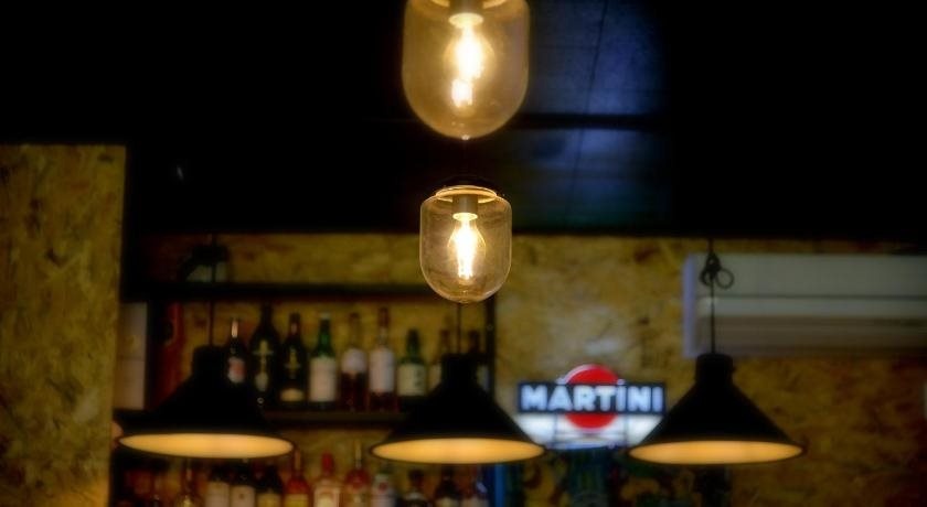 Good Trip Hostel & Bar