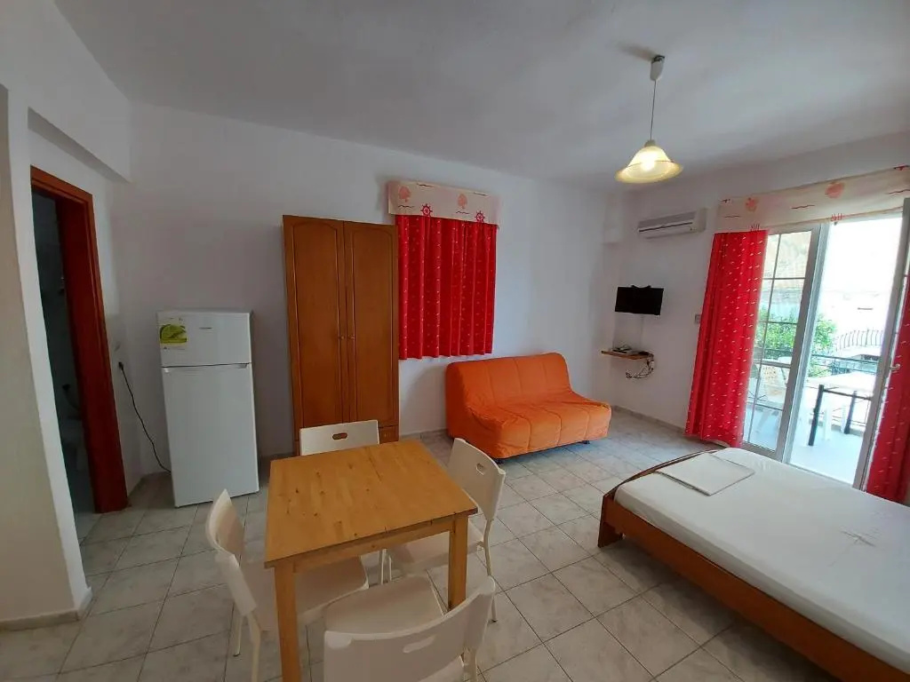 Apocalypsis Studios-Apartments