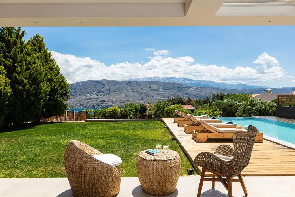 Artemisia Residence