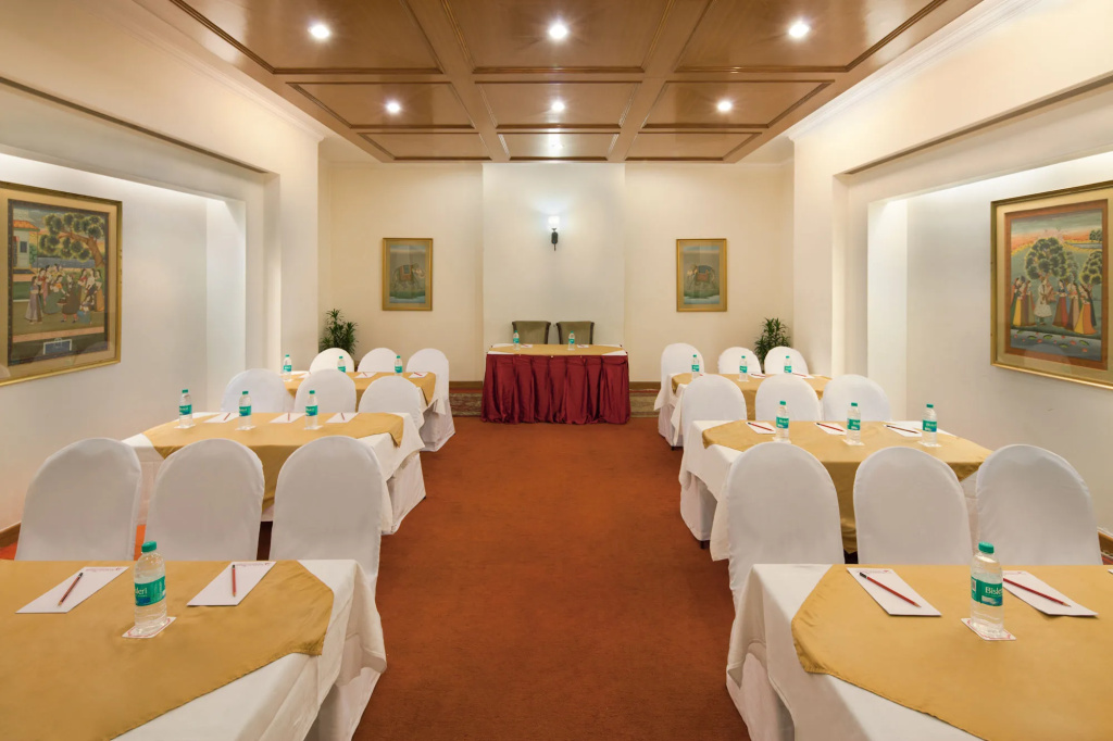 V Sarovar Portico MI Road Jaipur