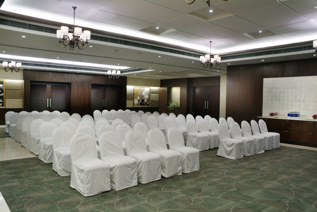 Goldfinch Hotel Delhi NCR