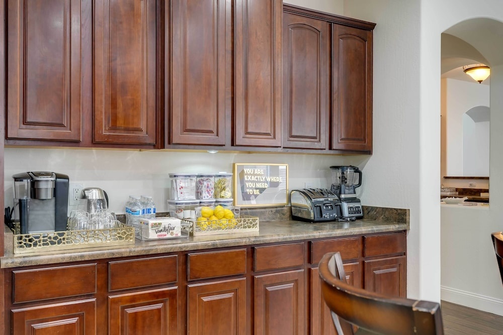 Spacious Surprise Vacation Rental Near Phoenix!