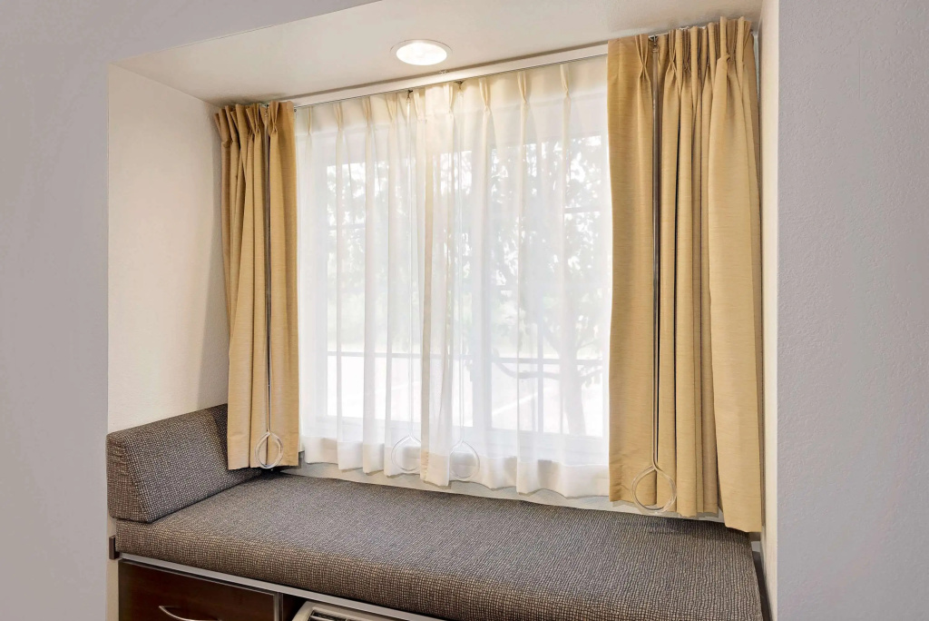 Microtel Inn and Suites by Wyndham - Geneva