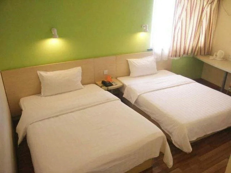 7Days Inn Shanghai East Xietu Road Expo Park
