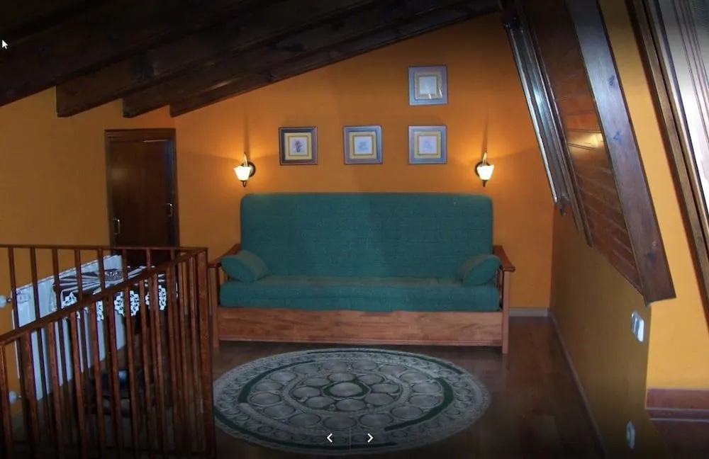 Hostal Casa Laure y Mª Jose