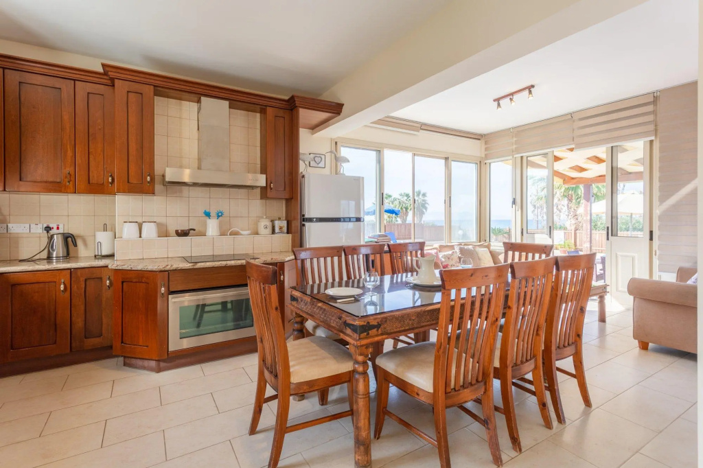 Villa Seashore One