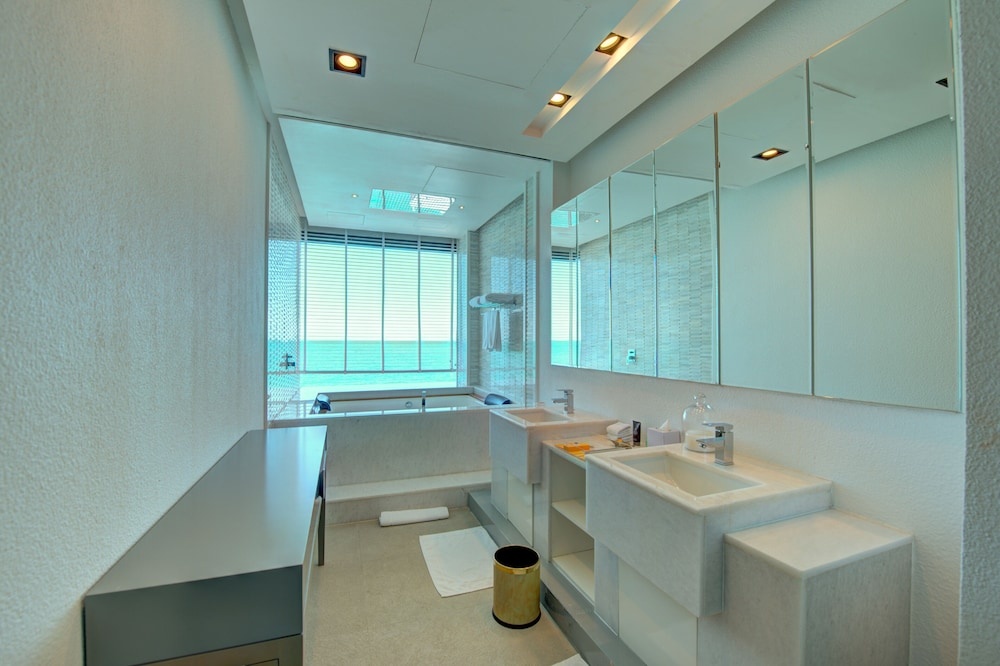 Airbetter - Nurai Luxury Sea Villa