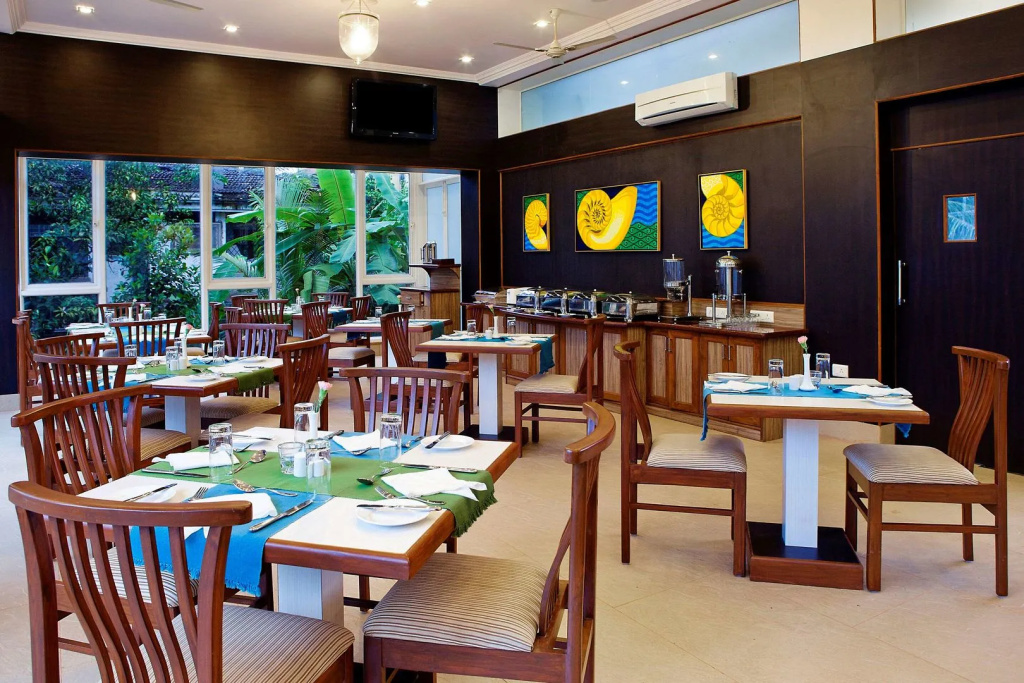 Clarion Hotel Ocean Palms Goa
