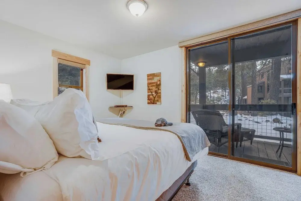 Arroyo by Avantstay Peaceful Mountain Townhouse w/ Large Private Balcony