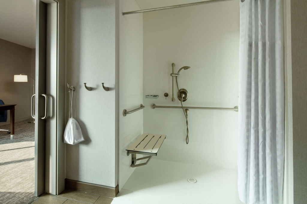 Hampton Inn & Suites Teaneck/Glenpointe