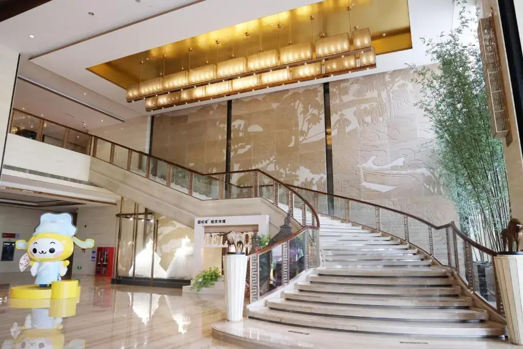 Howard Johnson by Wyndham Changsheng Plaza Meizhou