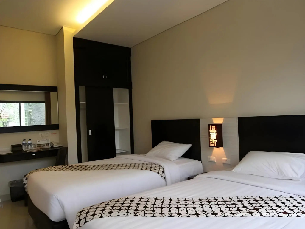 Ommaya Hotel & Resort