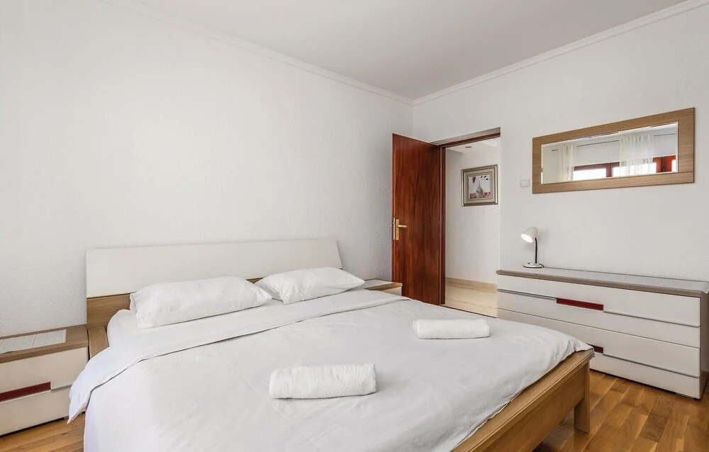 Awesome Home in Novi Vinodolski With Wifi and 3 Bedrooms