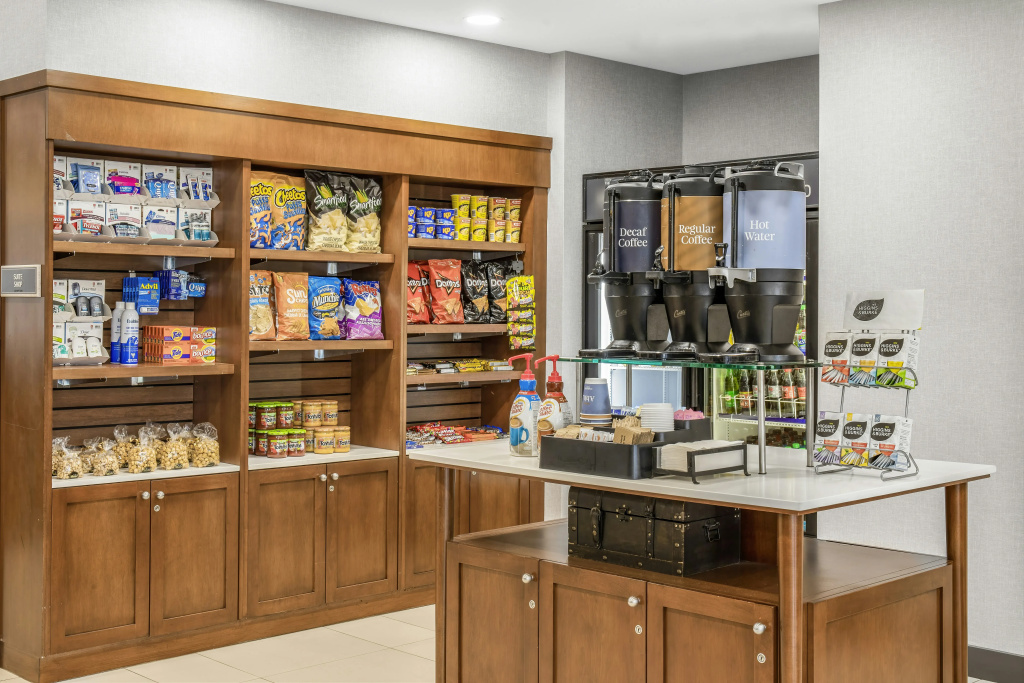 Homewood Suites by Hilton Winnipeg Airport - Polo Park