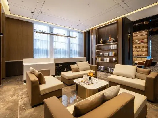 The GiorgioMorandi Hotels (Linyi Hedong Wuyue Plaza)